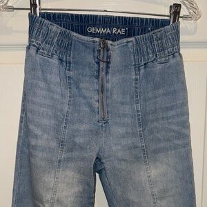 Gemma Rae Light Wash High Waist Jeans with O-Ring Zip